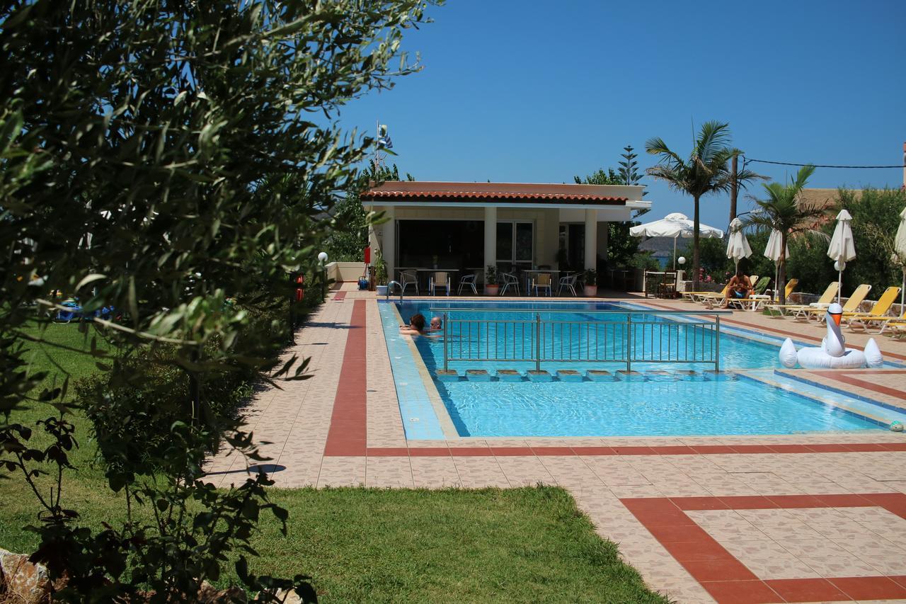 Merabello Apartments Agia Marina Exterior foto